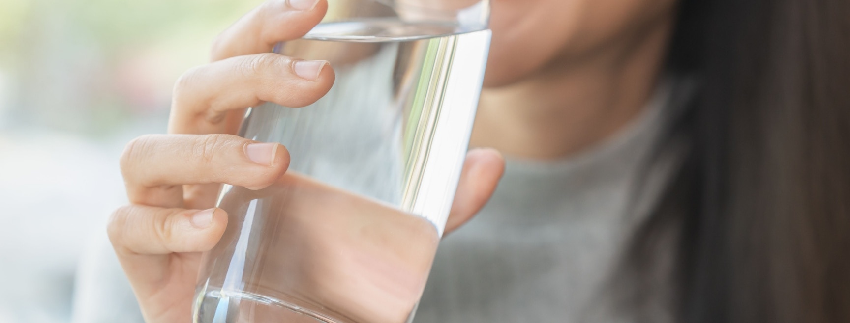 Manfaat Minum Air Putih untuk Wajah: Apa Saja?